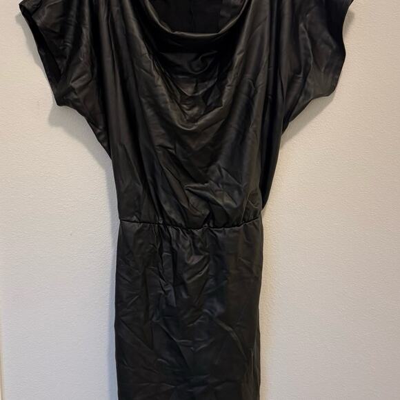 More To The Story Midi Dress - Black XL - Picture 7 of 9